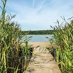 Vakantiehuis Dom Nad Jeziorem *