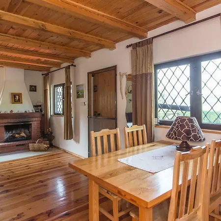 Dom Nad Jeziorem 度假居