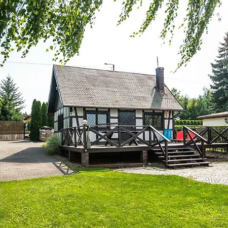 Dom Nad Jeziorem * Sapowice