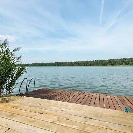 Dom Nad Jeziorem * Sapowice