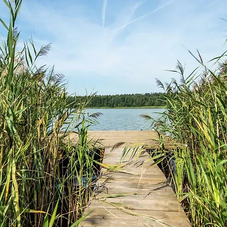 別荘 Dom Nad Jeziorem *