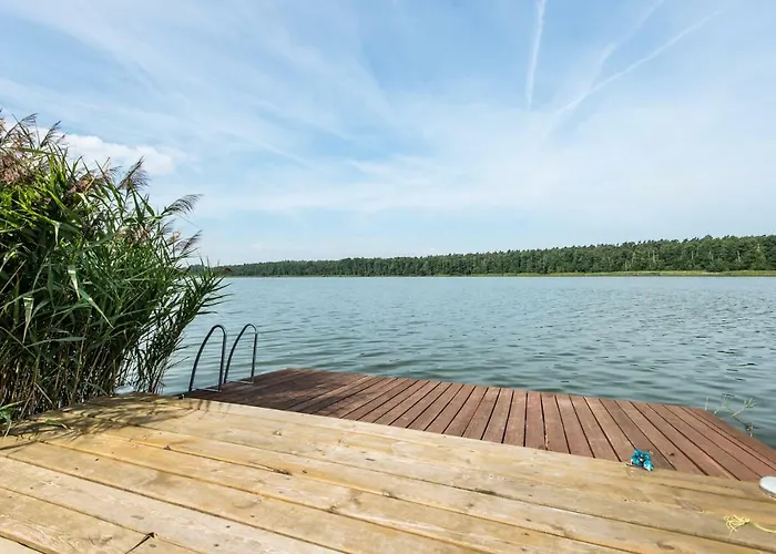 Dom Nad Jeziorem * Sapowice