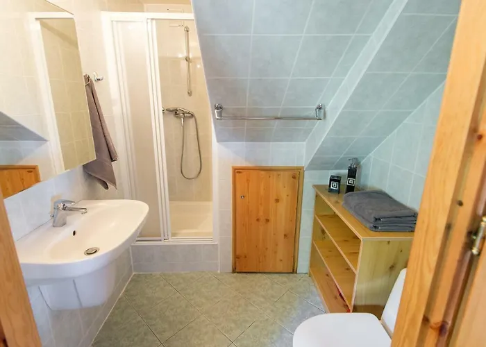 Dom Nad Jeziorem * Sapowice